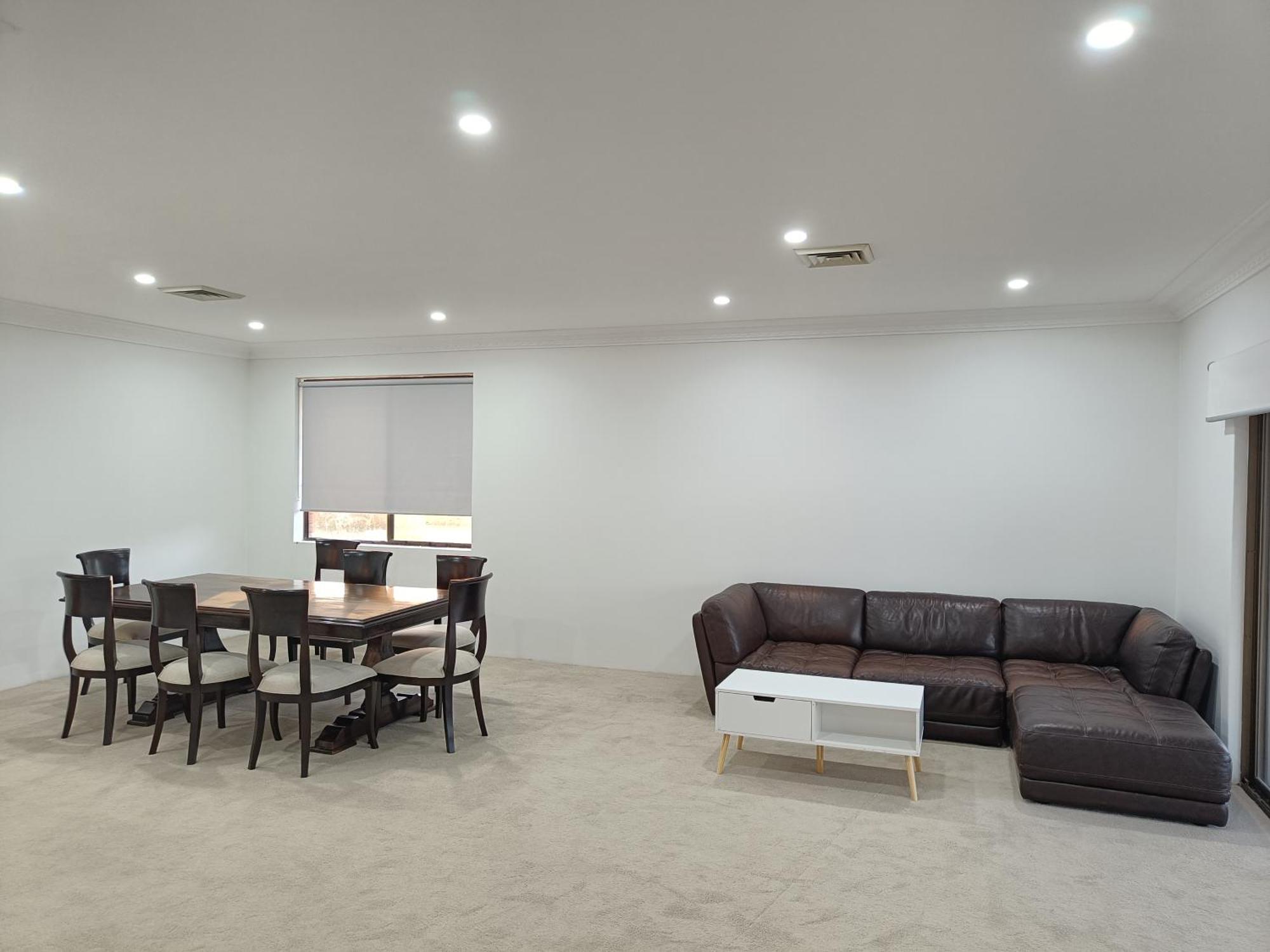 Cozy Queen In Spacious - M7 Homestay Merrylands